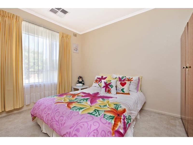 21 Crafter Street, Fairview Park SA 5126