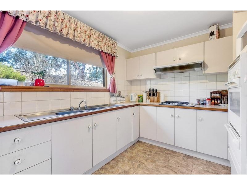 31 St Buryan Crescent, Golden Grove SA 5125