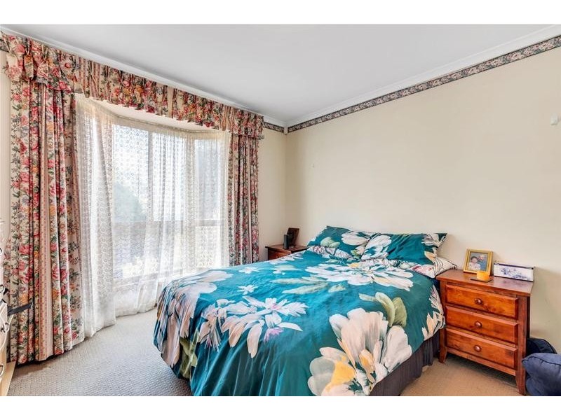 31 St Buryan Crescent, Golden Grove SA 5125