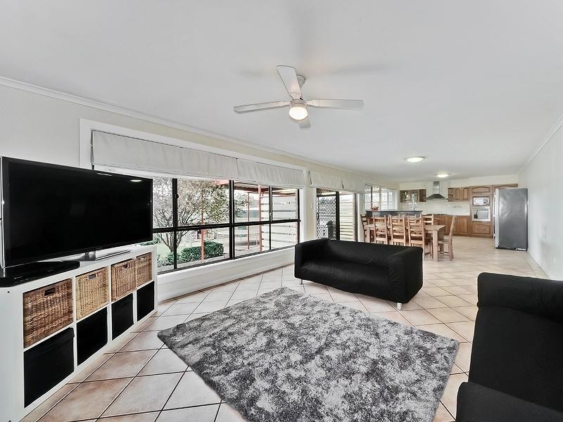 8 Fleming Avenue, Ridgehaven SA 5097