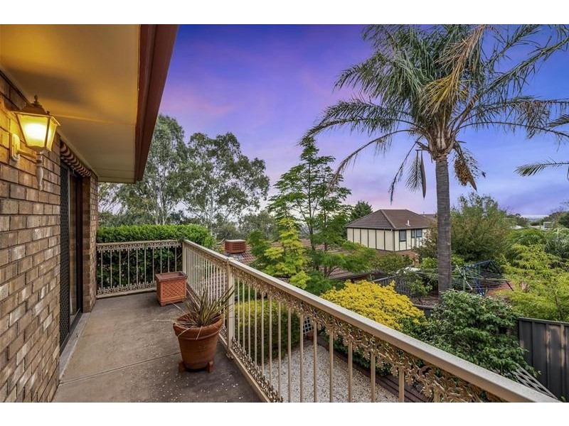 1 Maxwell Court, Wynn Vale SA 5127