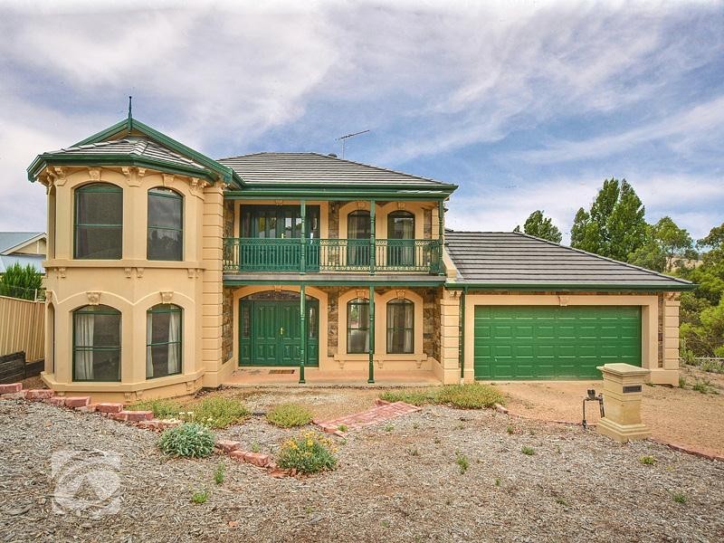 8 Huntingdale Court, Greenwith SA 5125