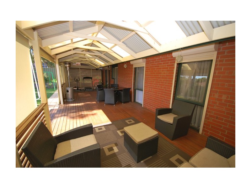 5 Hillrise Court, Wynn Vale SA 5127