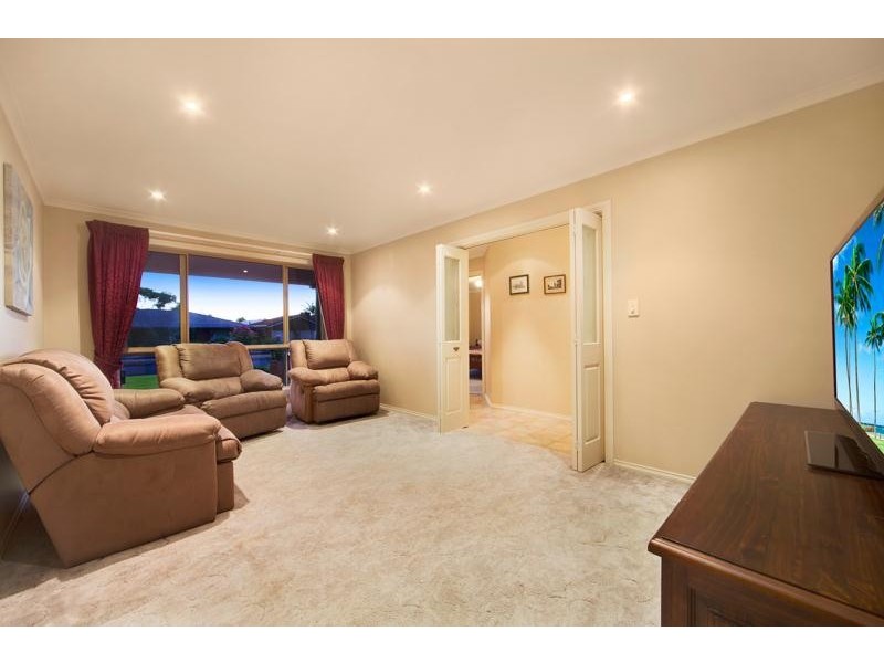 11 Cobby Drive, Modbury Heights SA 5092