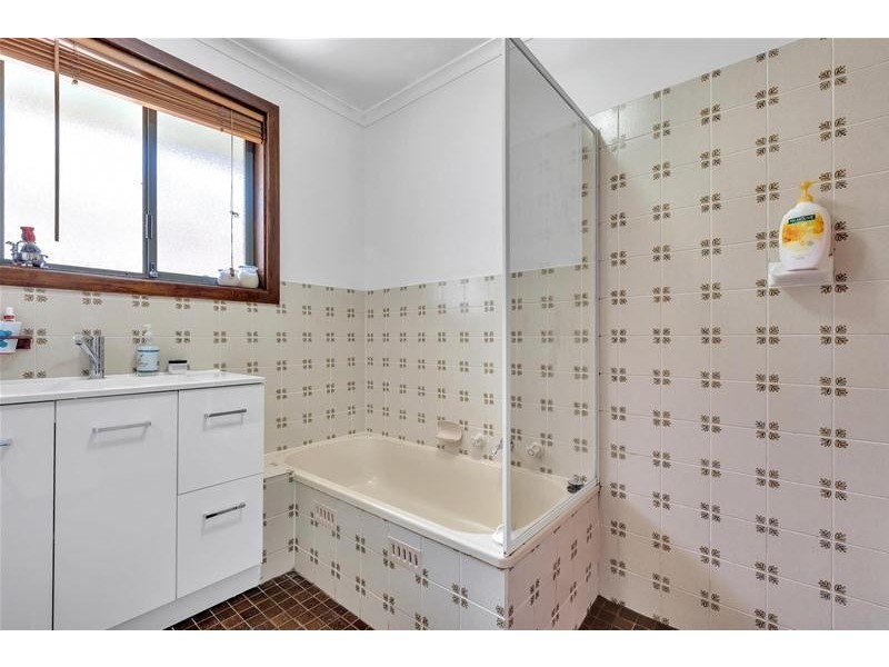 7 Gum Tree Drive, Hope Valley SA 5090