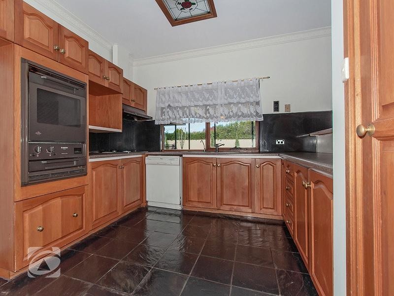 1 Hammond Court, Golden Grove SA 5125