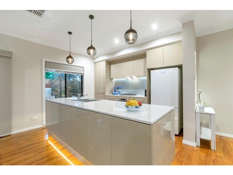 1a Sapphire Crescent, Highbury SA 5089