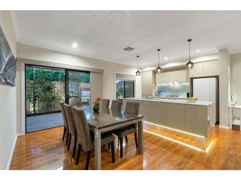 1a Sapphire Crescent, Highbury SA 5089