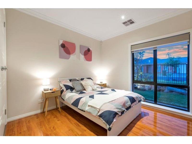 1a Sapphire Crescent, Highbury SA 5089