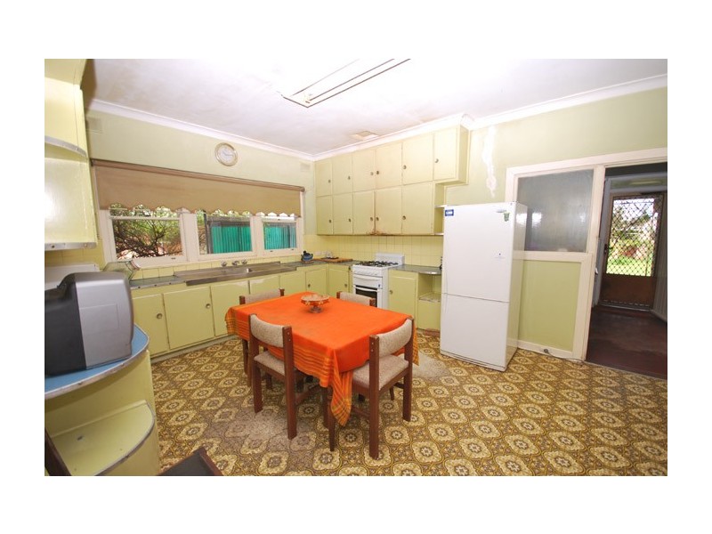 11 Thistle Avenue, Klemzig SA 5087