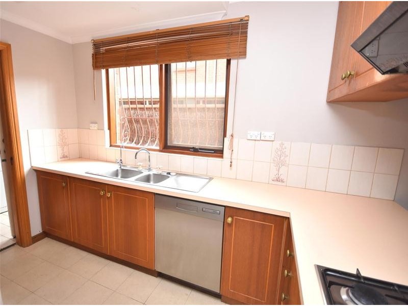 2/14 Chatham Street, Adelaide SA 5000