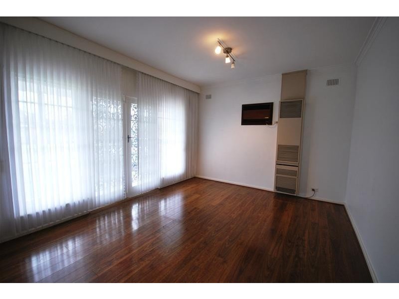 4 Pamela Avenue, Campbelltown SA 5074