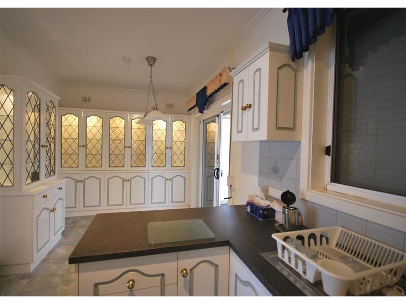 4 Pamela Avenue, Campbelltown SA 5074