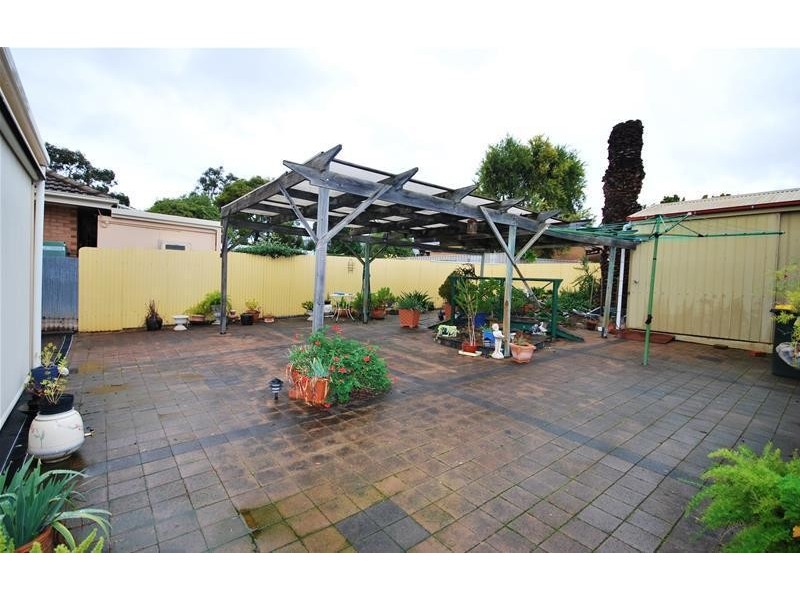 4 Pamela Avenue, Campbelltown SA 5074