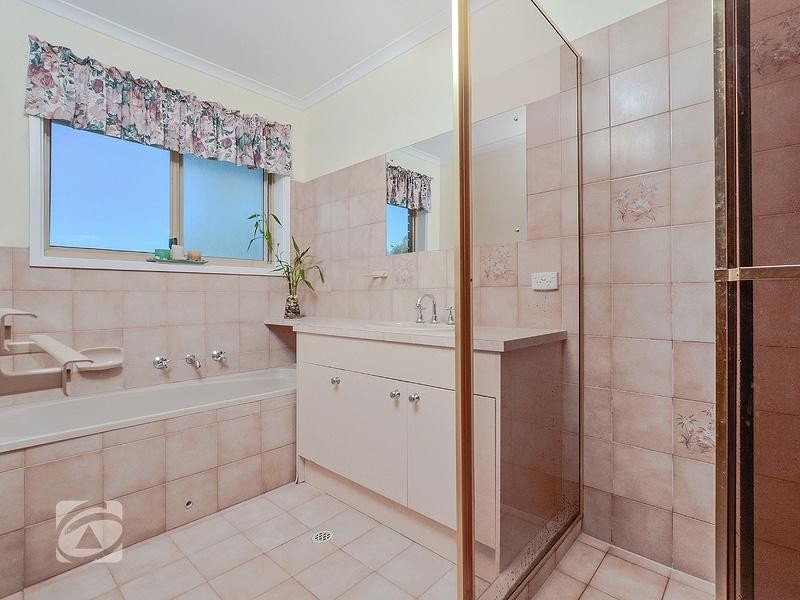 6 Verdant Court, Wynn Vale SA 5127