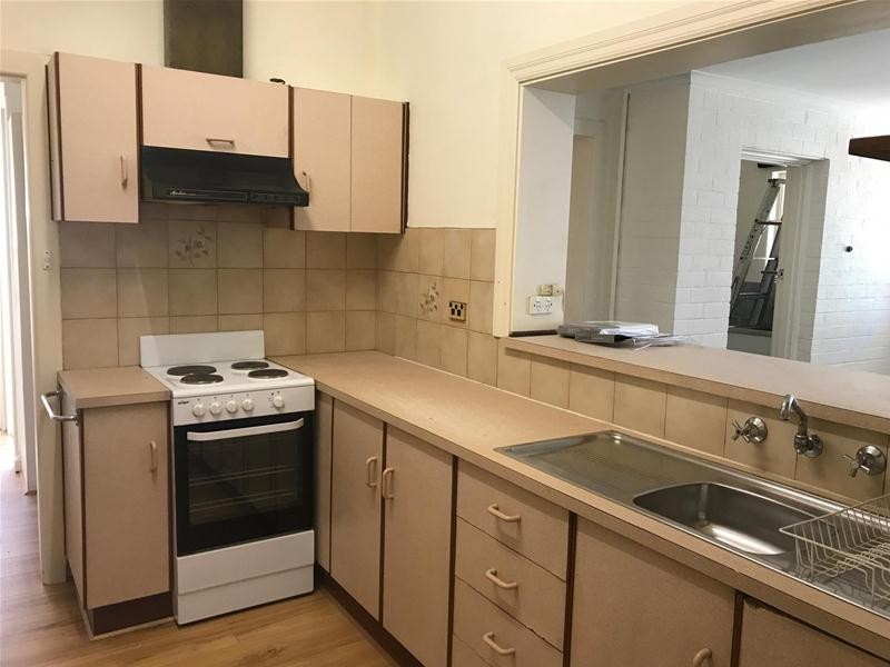 7 The Parkway, Paradise SA 5075