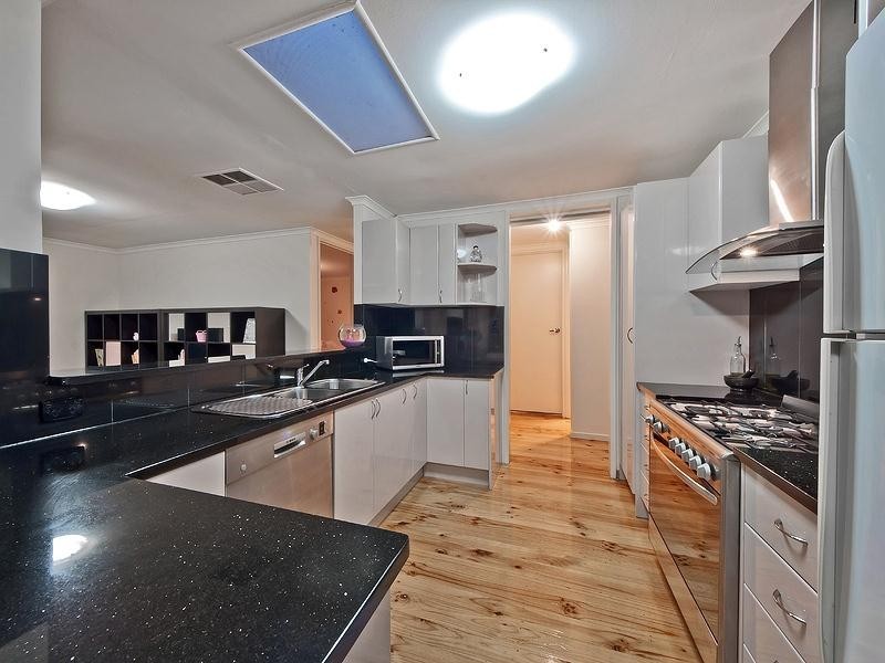 10 Adaleigh Avenue, Salisbury East SA 5109