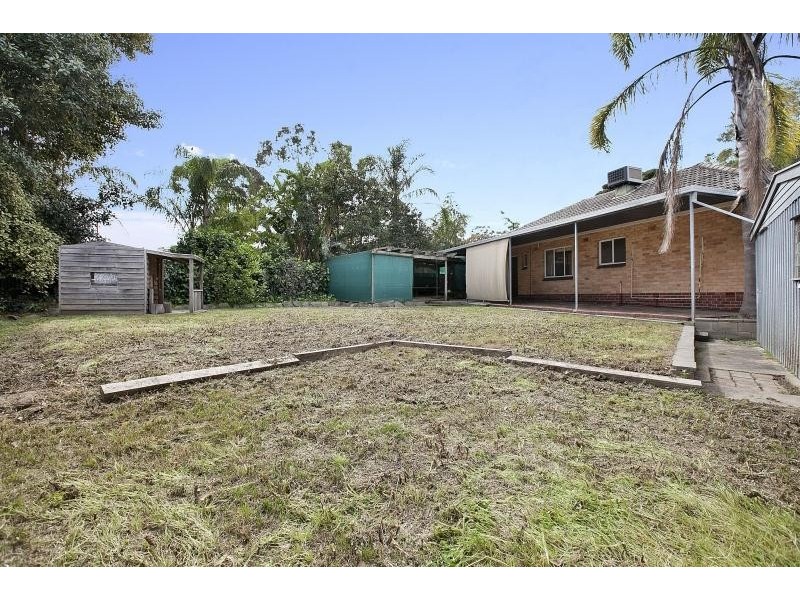 10 Linton Street, Banksia Park SA 5091