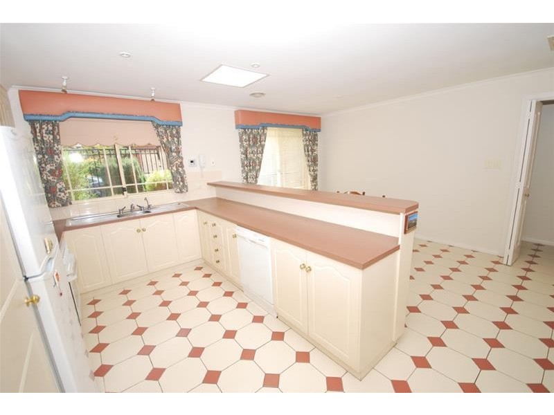 9 Holly Place, Golden Grove SA 5125