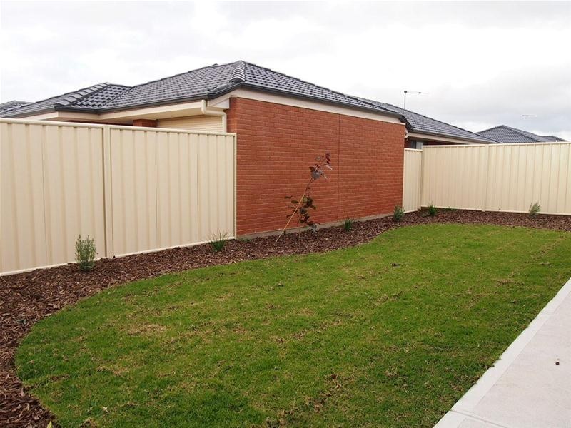 1 Biarritz Street, Munno Para West SA 5115