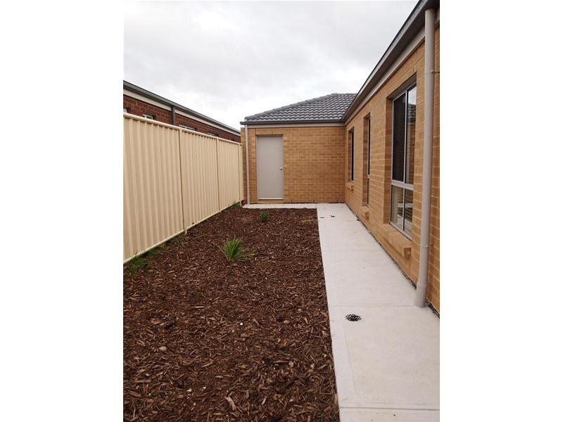 1 Biarritz Street, Munno Para West SA 5115