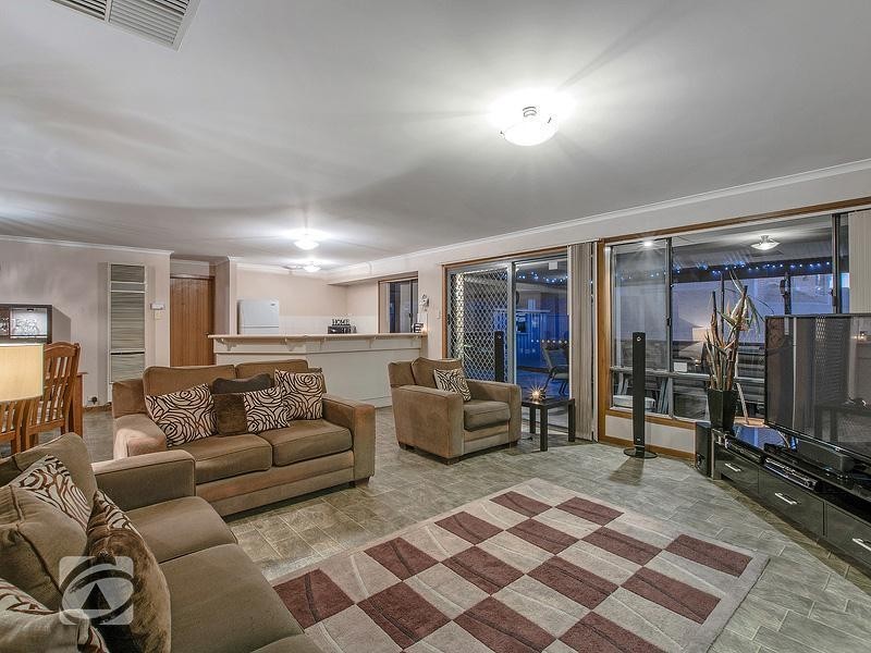 30 Holbrook Crescent, Greenwith SA 5125