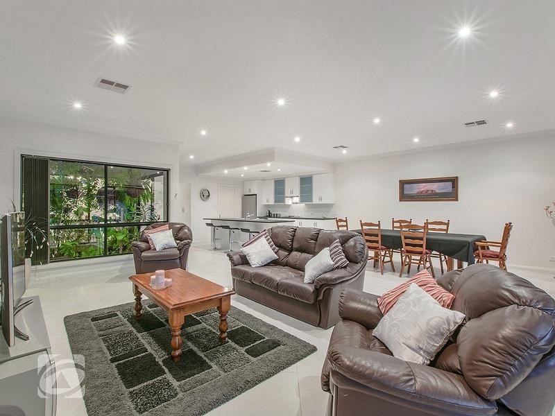 1A Poole Avenue, Hampstead Gardens SA 5086