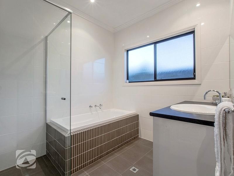 1A Poole Avenue, Hampstead Gardens SA 5086