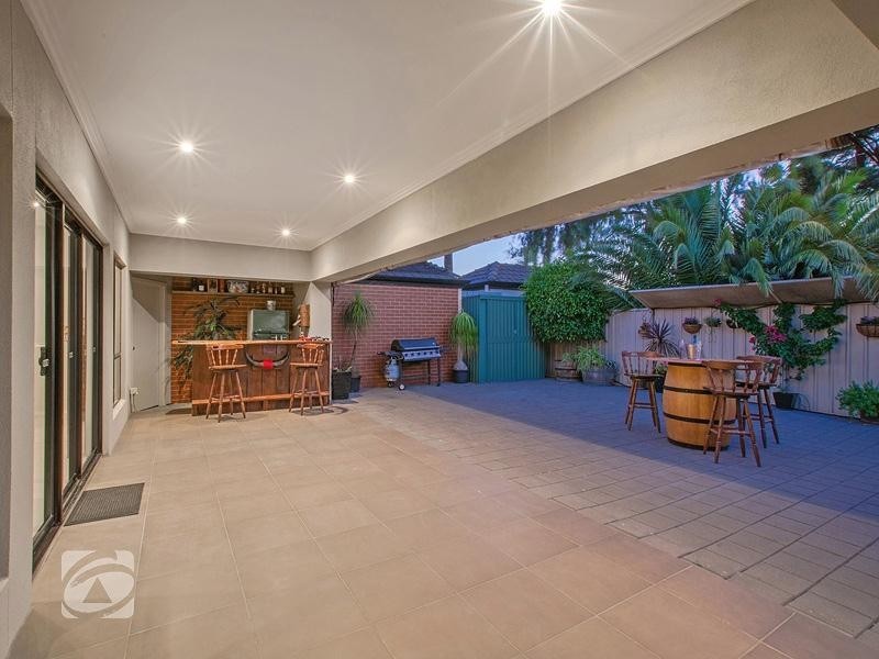 1A Poole Avenue, Hampstead Gardens SA 5086