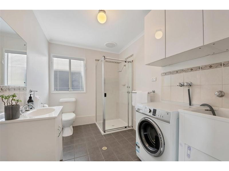 2B Kalina Avenue, Para Vista SA 5093