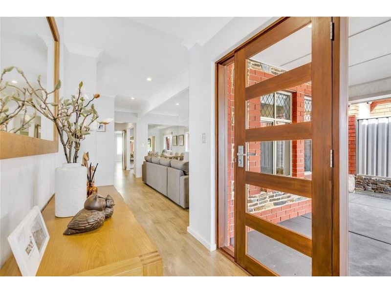 16 Sellar Court, Greenwith SA 5125