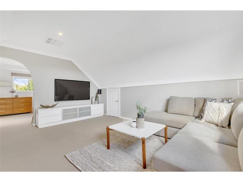 16 Sellar Court, Greenwith SA 5125