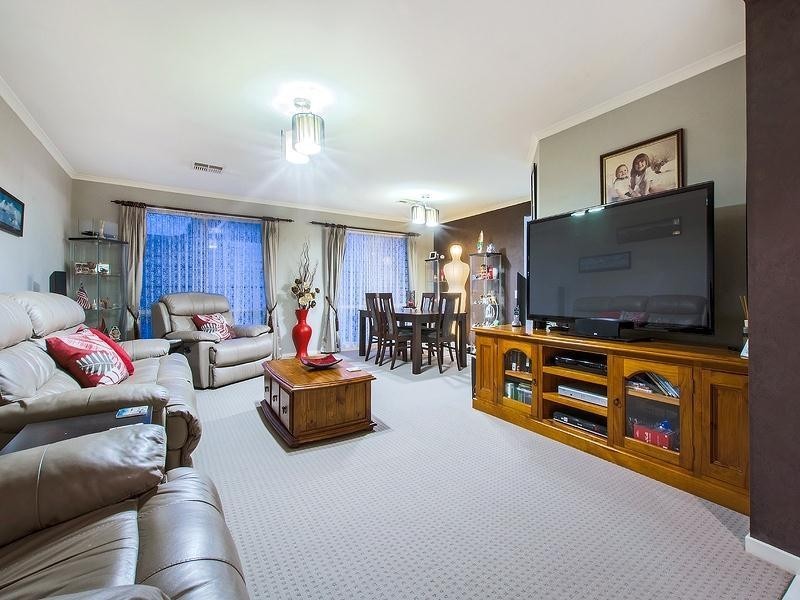 6 Bresse Street, Parafield Gardens SA 5107