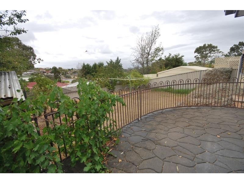 23 Palomino Parade, Wynn Vale SA 5127