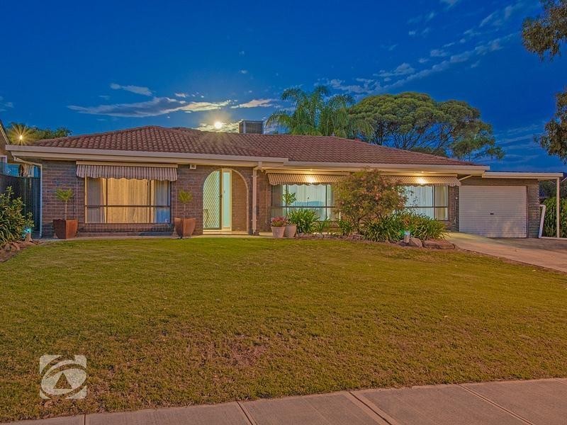 19 Kestral Way, Modbury Heights SA 5092