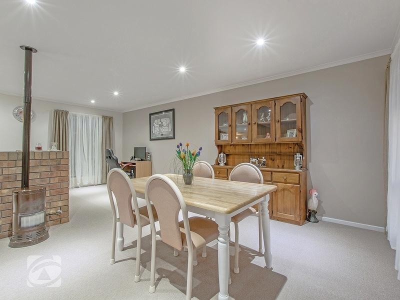 19 Kestral Way, Modbury Heights SA 5092