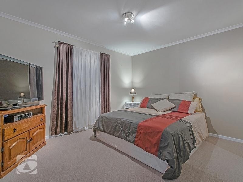 19 Kestral Way, Modbury Heights SA 5092