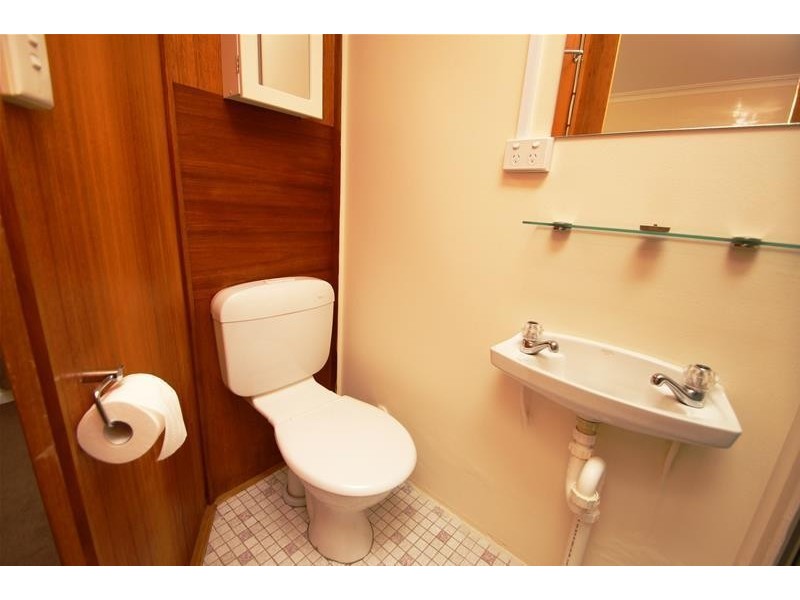 6 Warren Place, Chifley ACT 2606