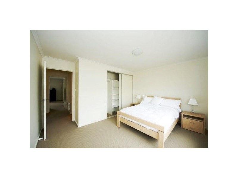 7 Chance Street, Crace ACT 2911