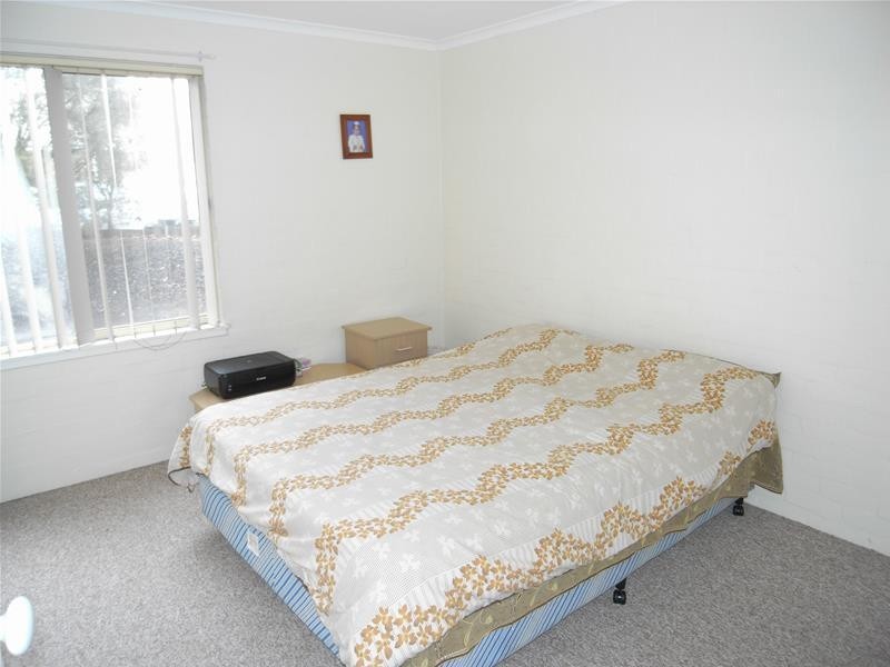 8/4 Antis  Street, Phillip ACT 2606