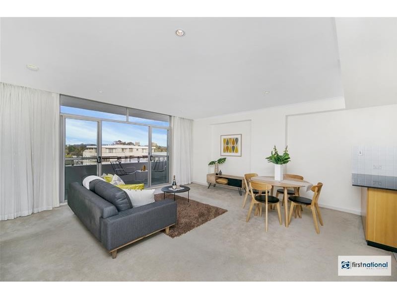 37/12 National Circuit, Barton ACT 2600