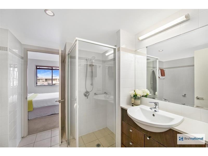 37/12 National Circuit, Barton ACT 2600