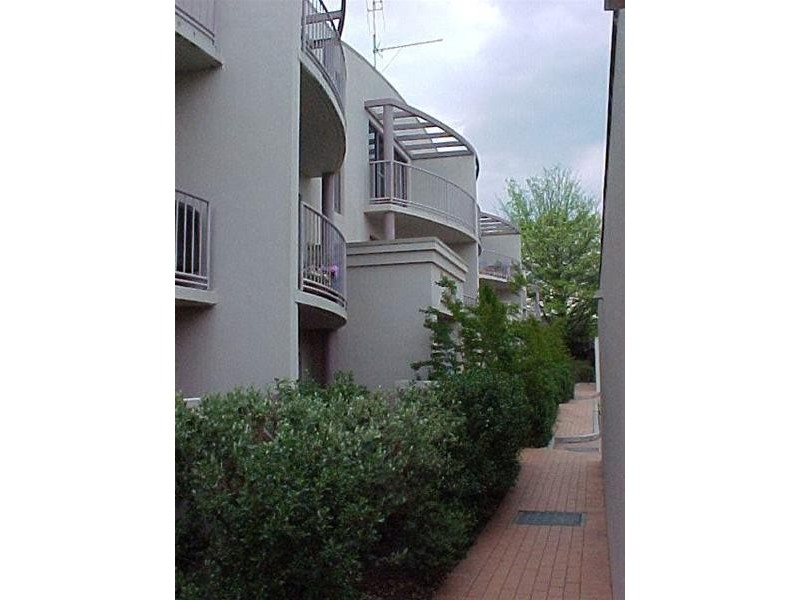 16/15 Howitt Street, Kingston ACT 2604