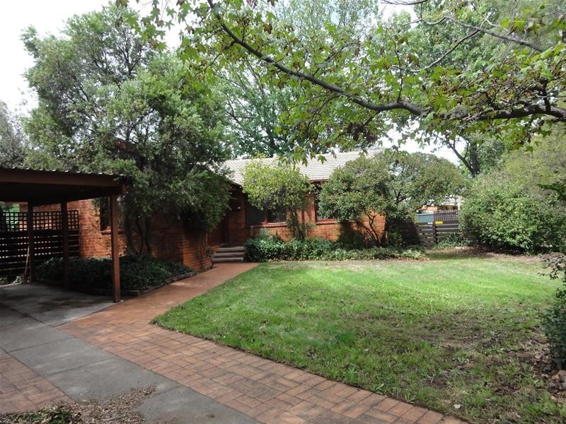 9 Hedley Street, Hackett ACT 2602