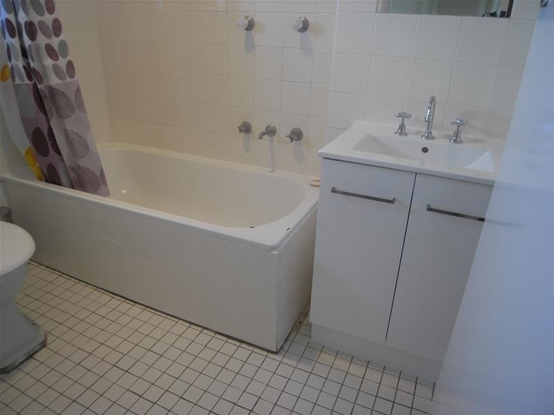 9 Archibald Street, Lyneham ACT 2602