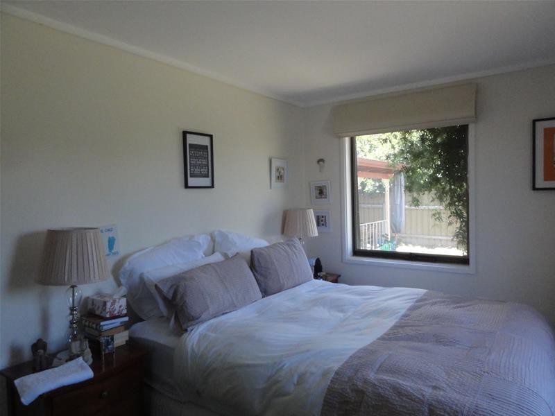 71 Livingston Avenue, Kambah ACT 2902