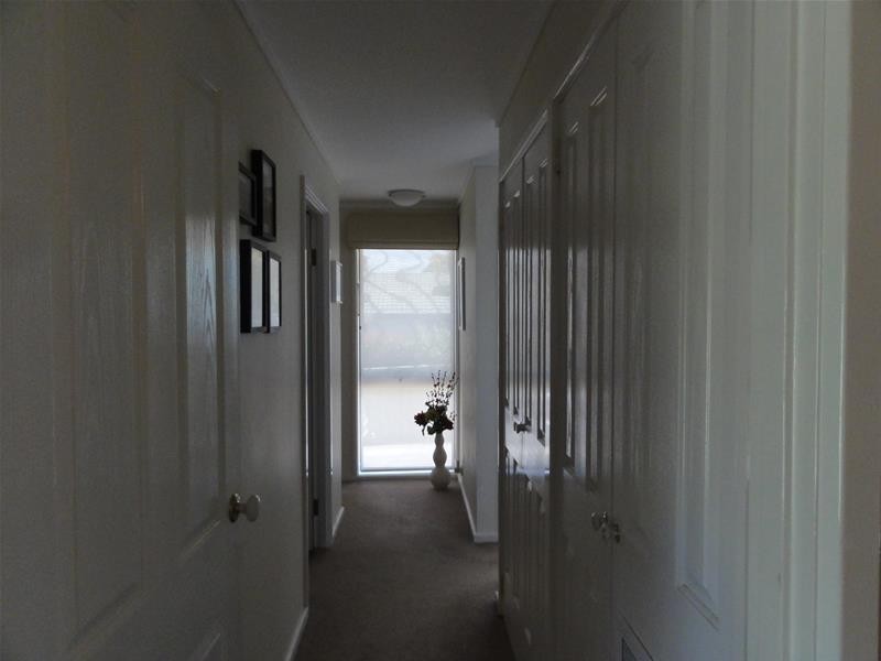 71 Livingston Avenue, Kambah ACT 2902