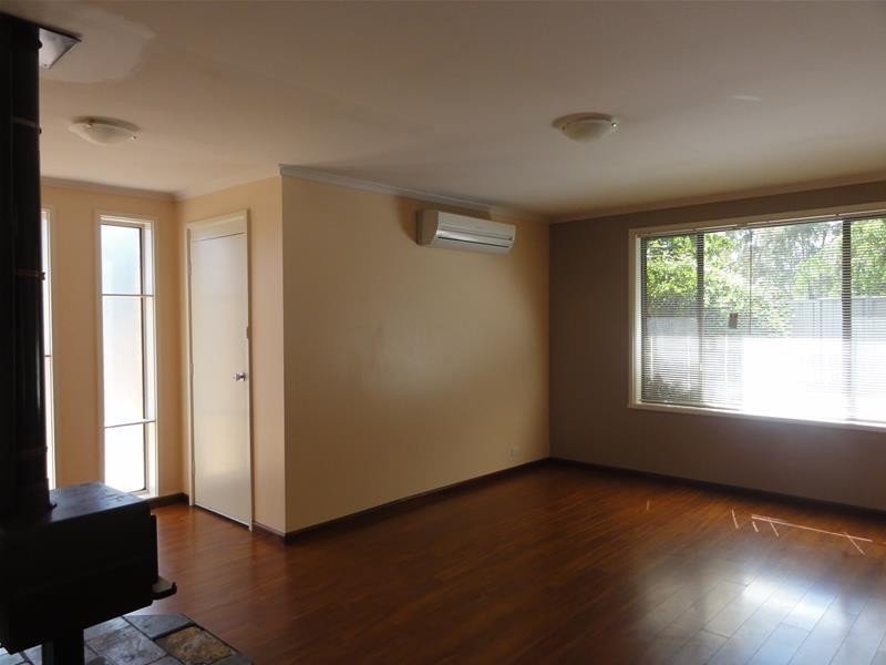 13 Warby Place, Charnwood ACT 2615