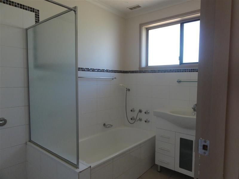 13 Warby Place, Charnwood ACT 2615