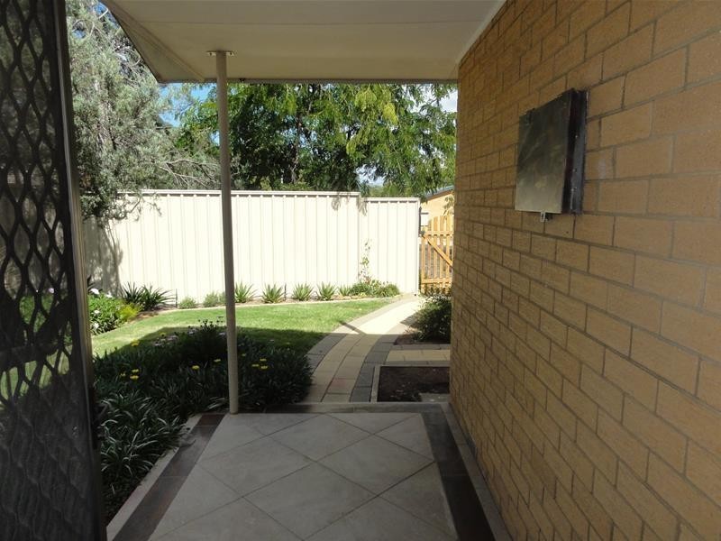 13 Warby Place, Charnwood ACT 2615